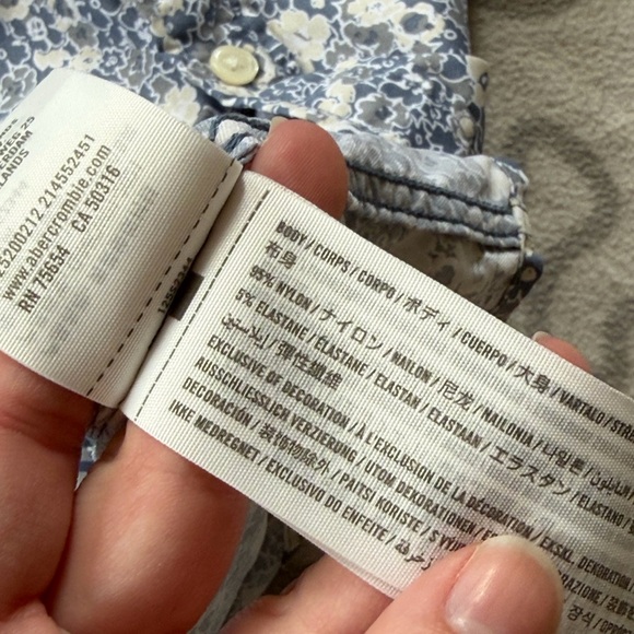 Abercrombie & Fitch Short Sleeve Button Down Floral - Picture 5 of 5